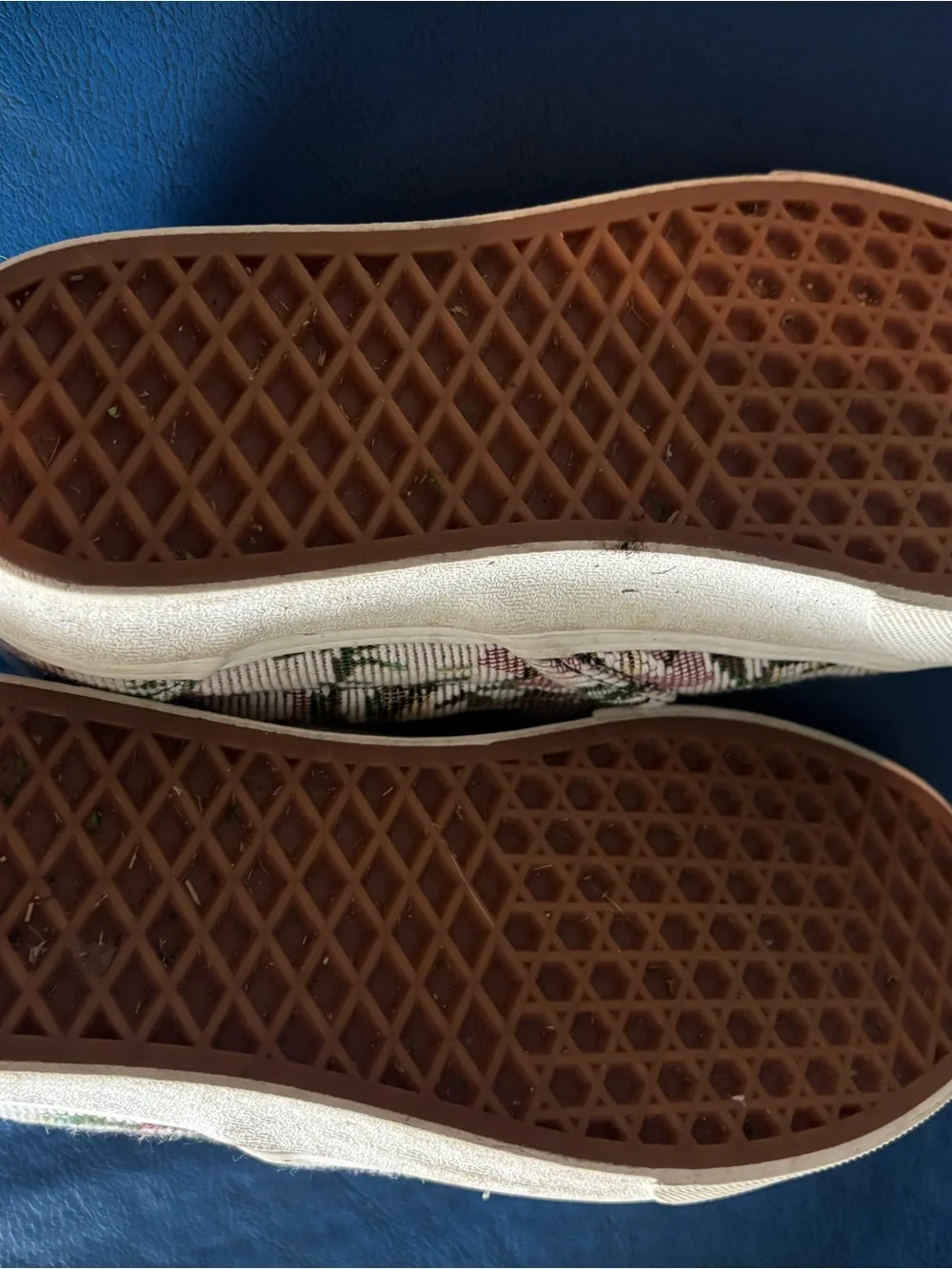 Vans Floral Slip-On Sneakers in Cream, Pink and Green - Picture 3 of 8